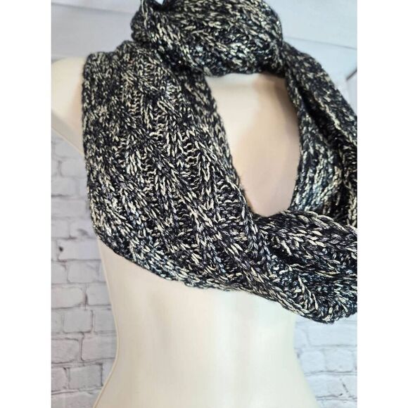 Vince Camuto Black/Silver Knit Infinity Scarf - Picture 3 of 5